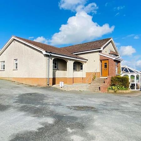Valley Lodge 3 Bedroom Retreat In Craigantlet Hills Belfast Exteriör bild