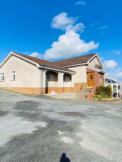 Valley Lodge 3 Bedroom Retreat In Craigantlet Hills Belfast Exteriör bild